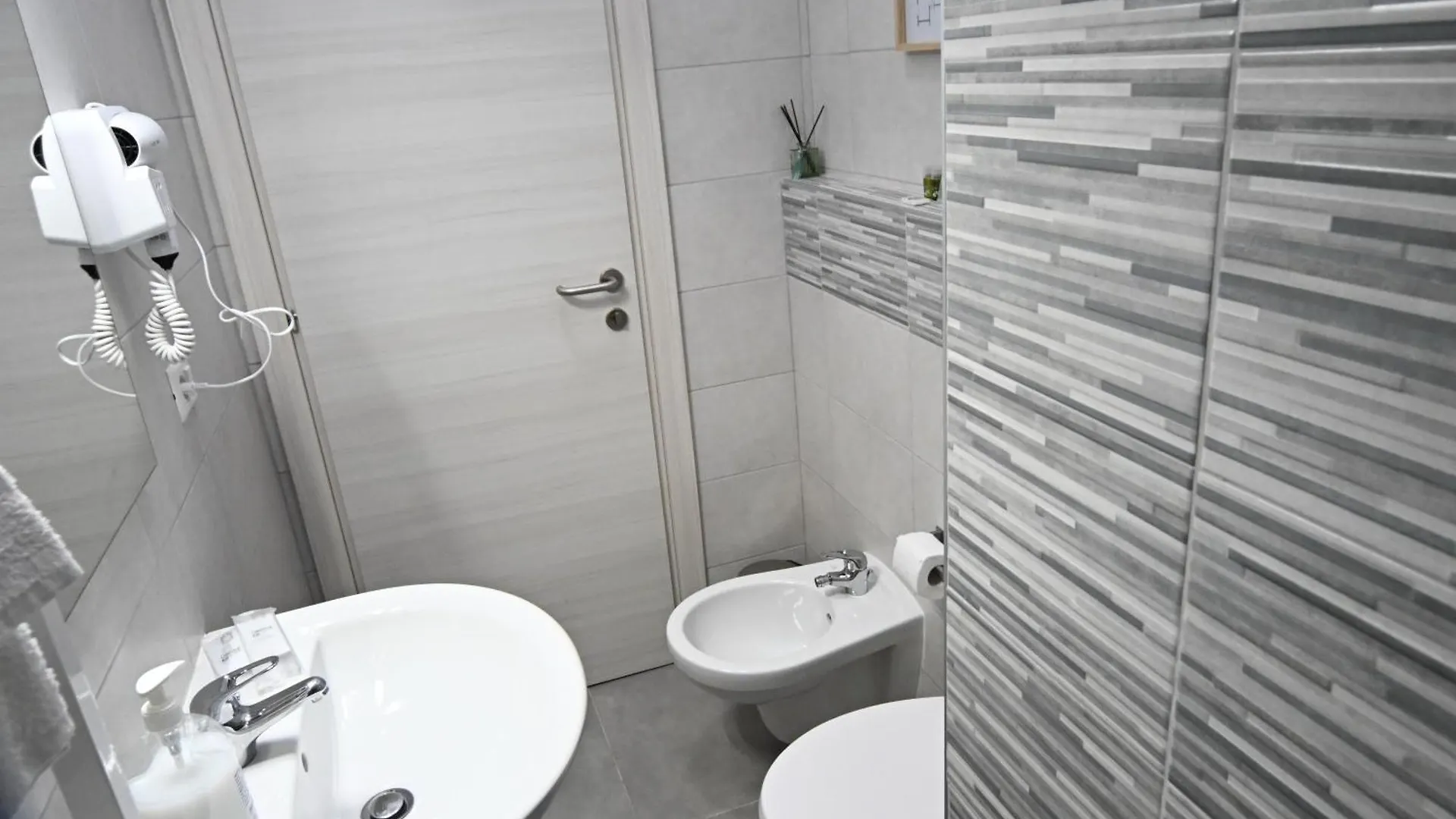 Appia Antica Guest House Rome 0*,  Italy